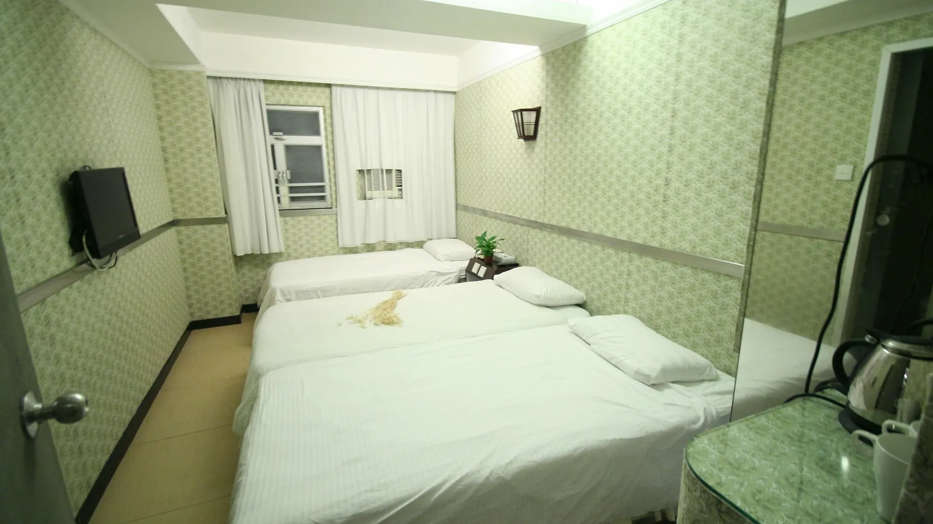 S Hotel Tsim Sha Tsui Kowloon  3*, Kowloon (Hong Kong) China