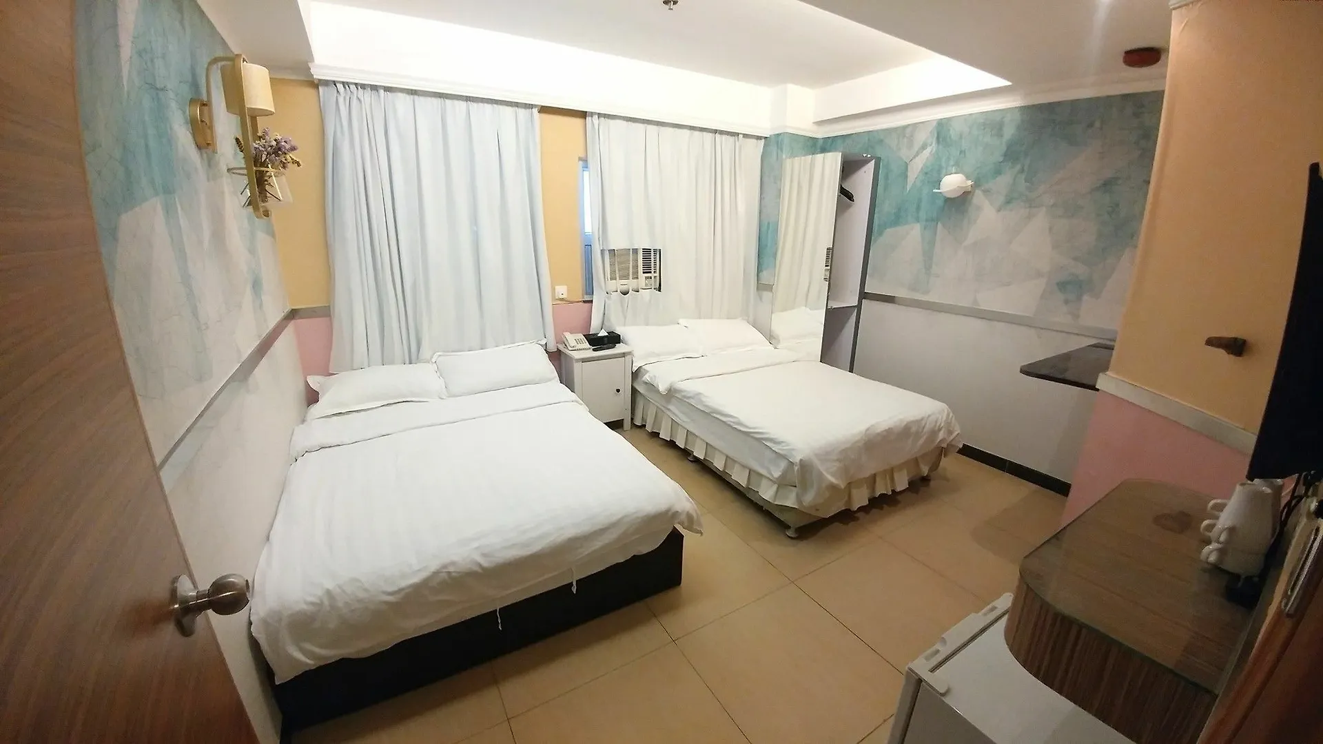 S Hotel Tsim Sha Tsui Kowloon  3*, Kowloon (Hong Kong)